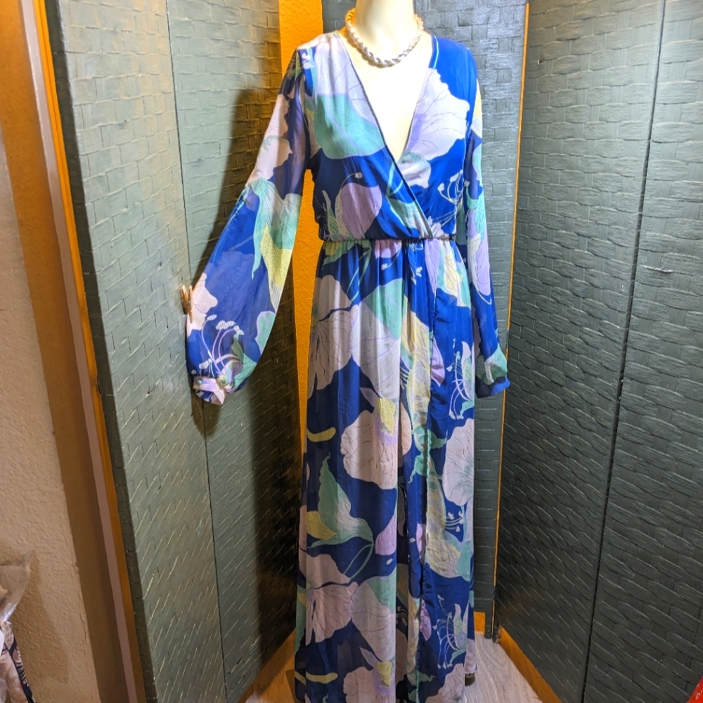 Lulu's Maxi Dress NWOT